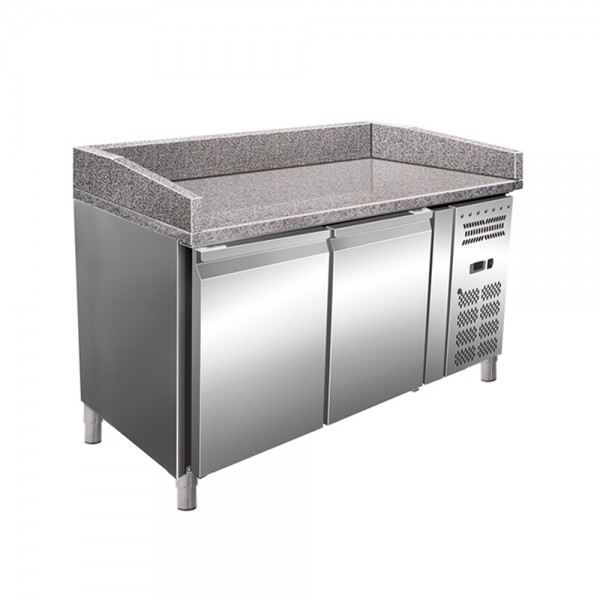 Pizza refrigerated worktop, capacity of 428 liters, working temperature +2C/+8C, digital display, voltage 220V, power 350W, weight 285 KG